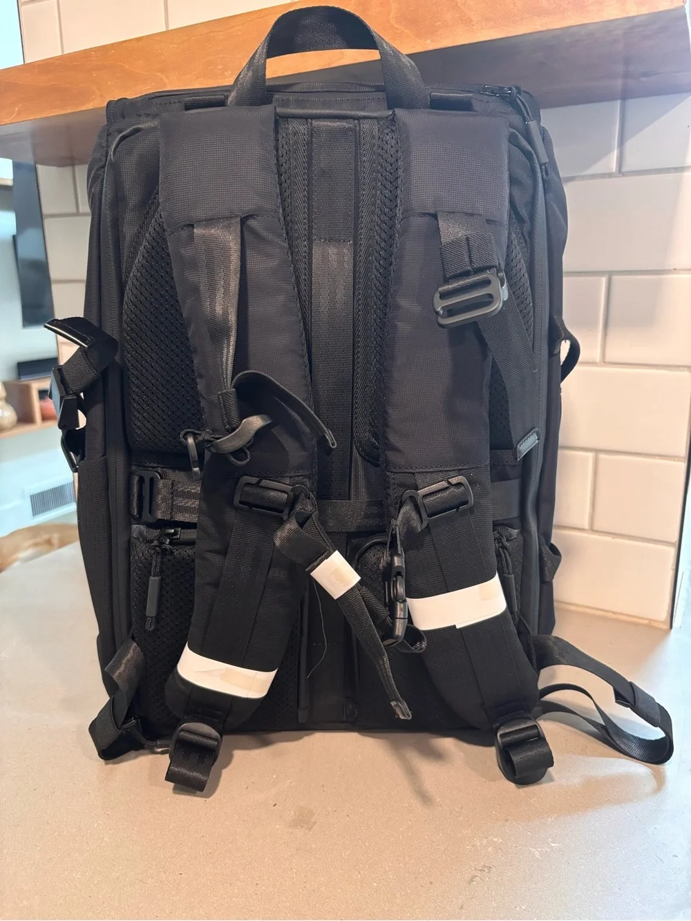 Simp Design Flexy Pro Travel Backpack — BLACK | NWT